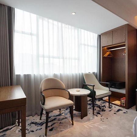 גואנגג'ואו Sanyu Hotel מראה חיצוני תמונה