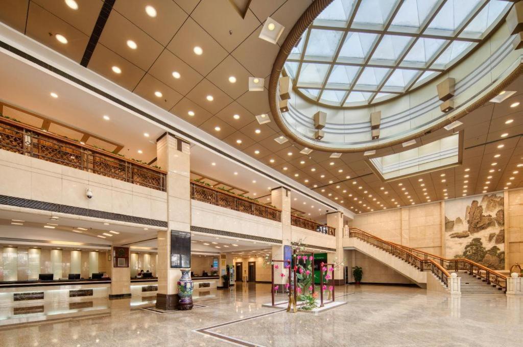גואנגג'ואו Sanyu Hotel מראה חיצוני תמונה